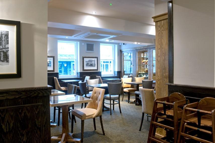 Hotel The Bath Arms Wetherspoon Warminster Exterior foto